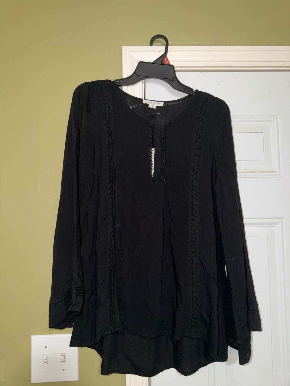 Loveriche Black Long Sleeve Tunic Blouse with Lace Trim Detail